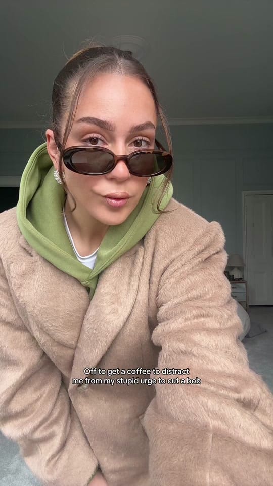 Post 7 by Holly Aitchison on TikTok (video)