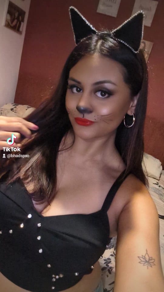 Post 9 by Bhads _XO on TikTok (video)