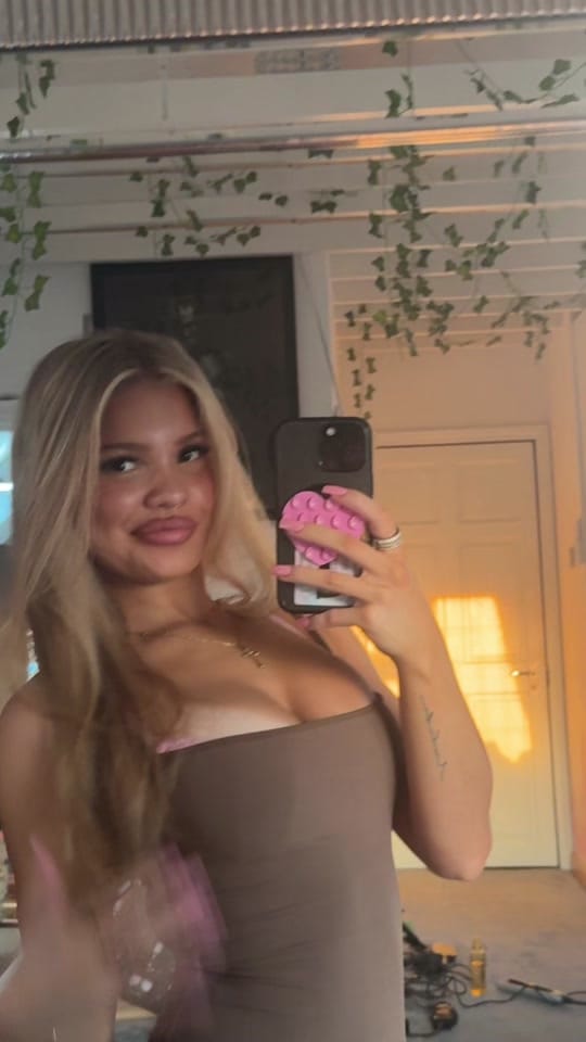 Post 10 by V on TikTok (video)