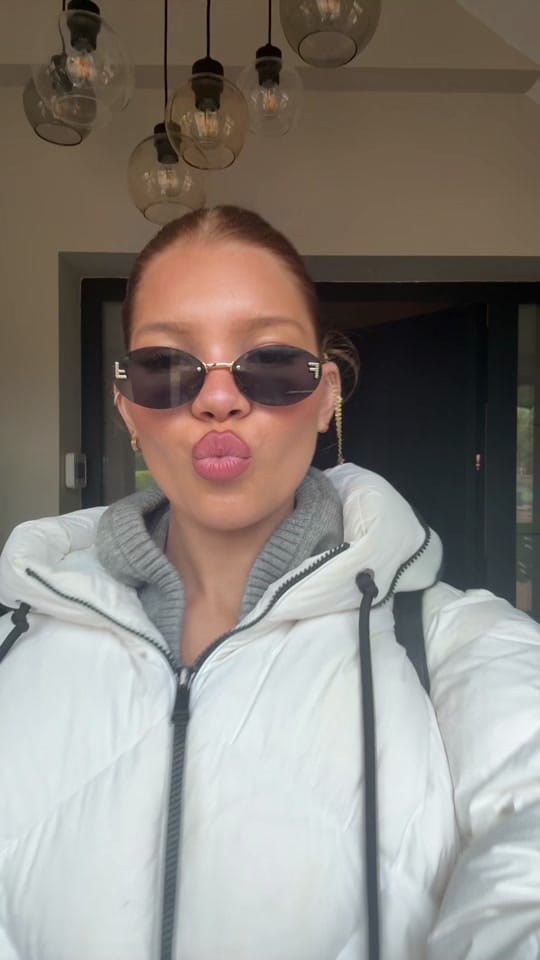 Post 6 by V on TikTok (video)