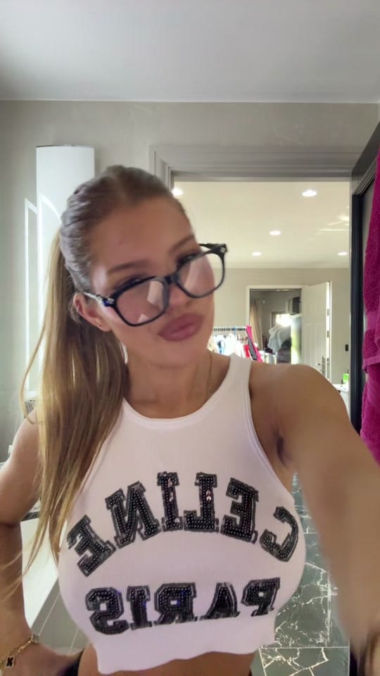 Post 2 by V on TikTok (video)