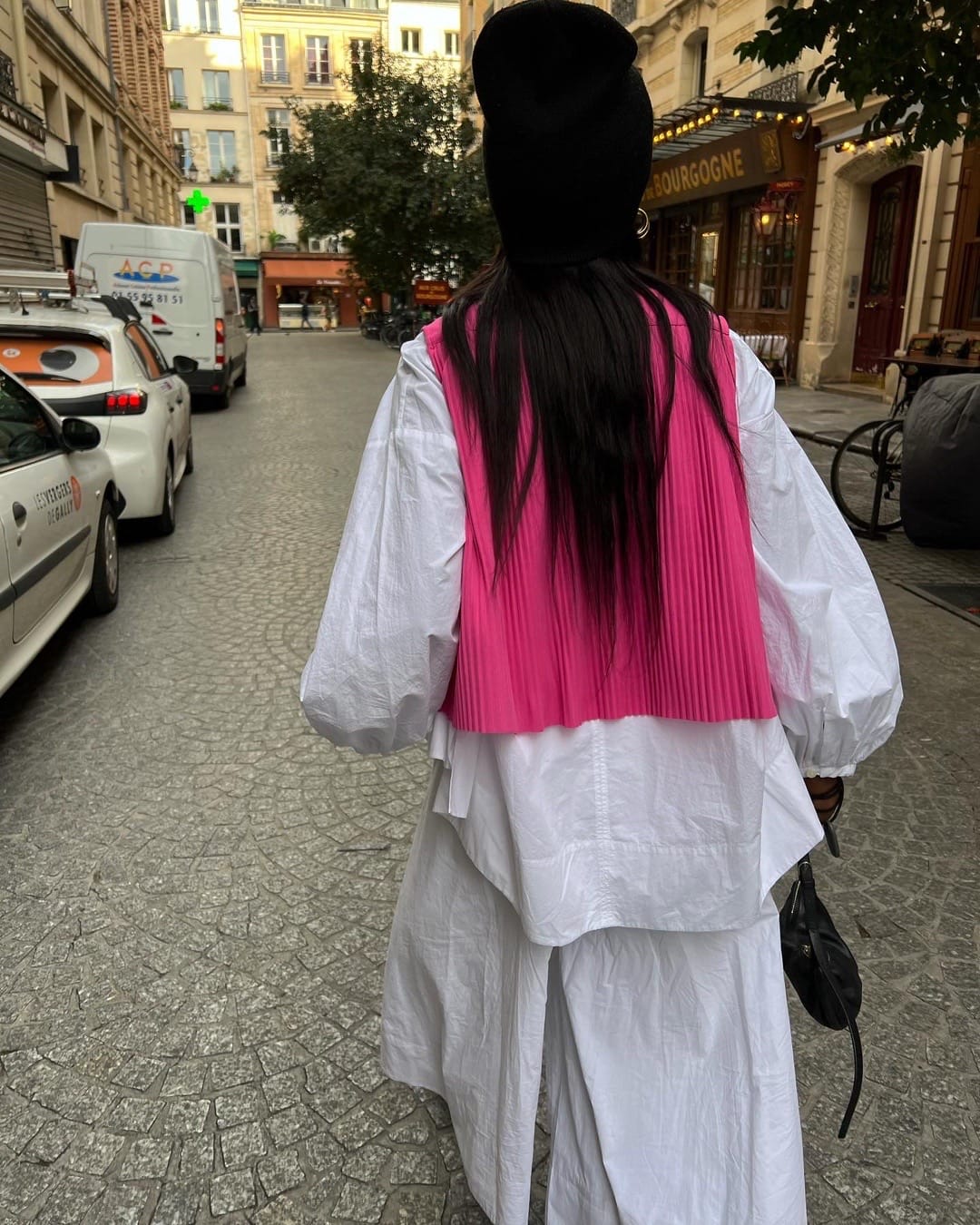 Post 10 by Binta Skn on TikTok (video)