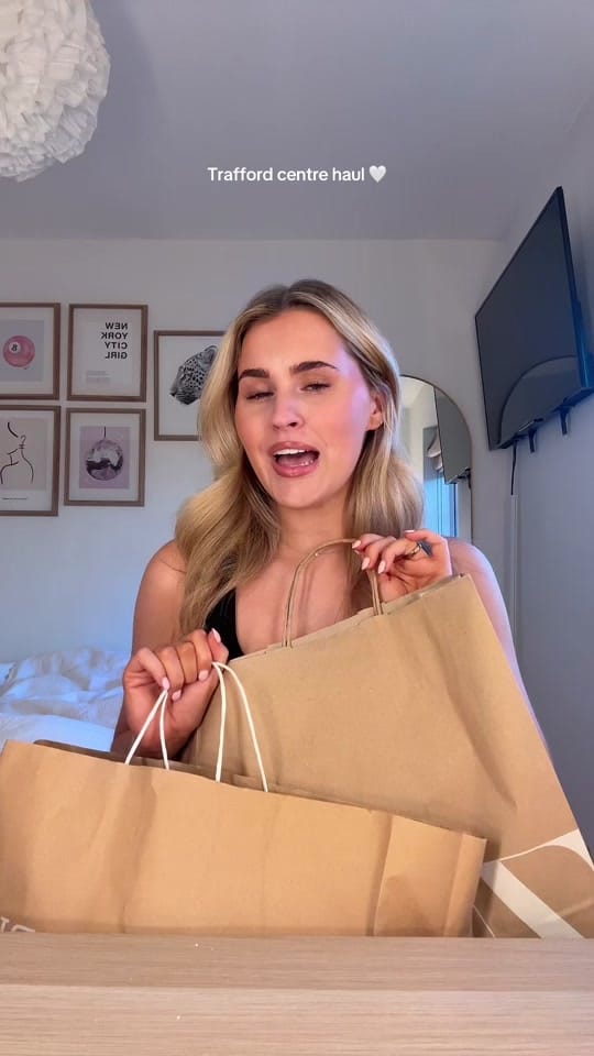Post 3 by annabrighouse on TikTok (video)