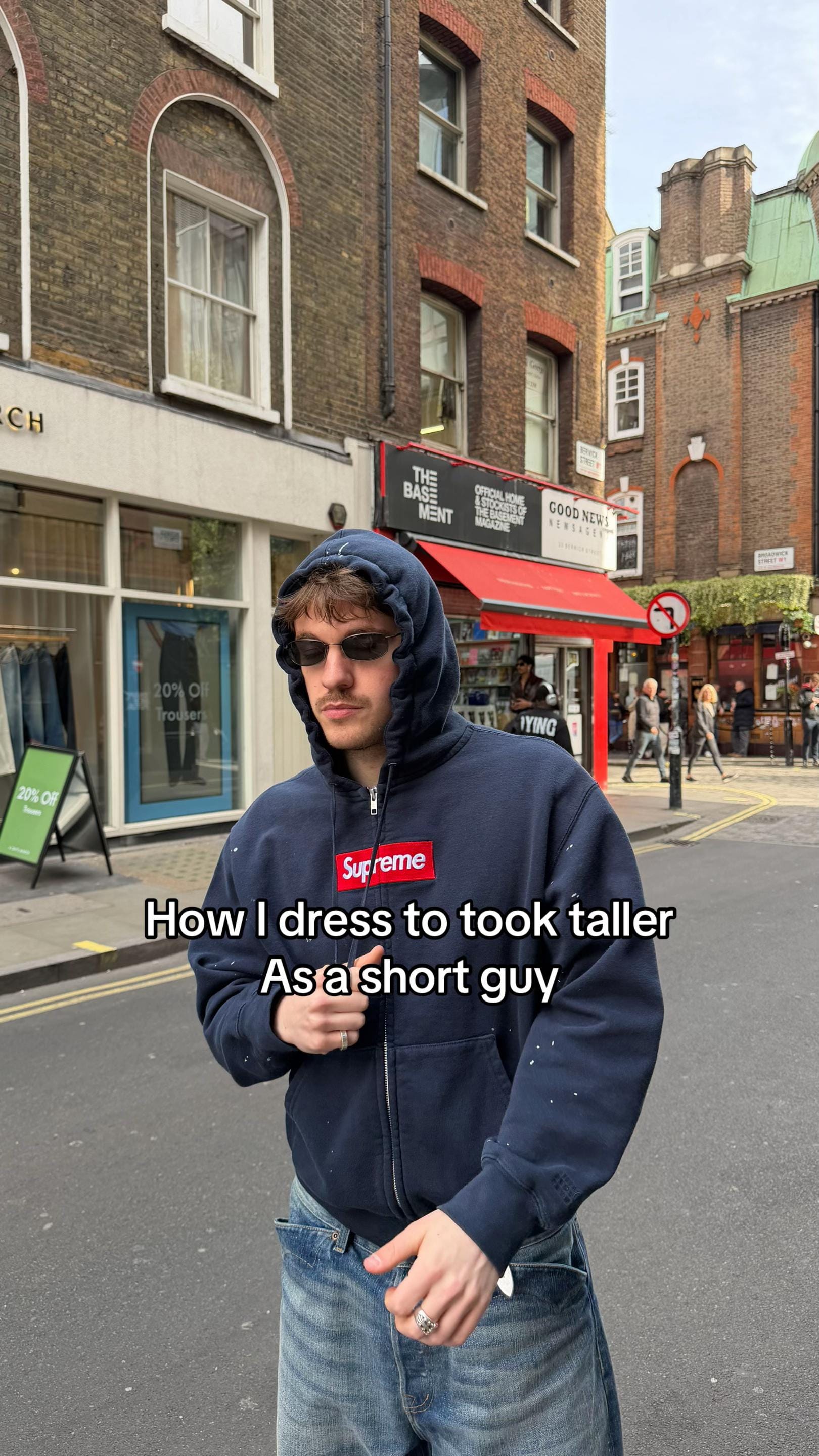 Post 9 by 5ft on TikTok (video)