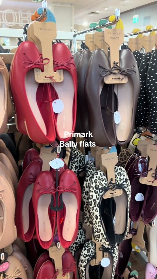 Post 8 by ★ chloelifeinstyle ★ on TikTok (video)