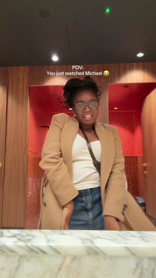 Post 3 by Tomi Naomi on TikTok (video)