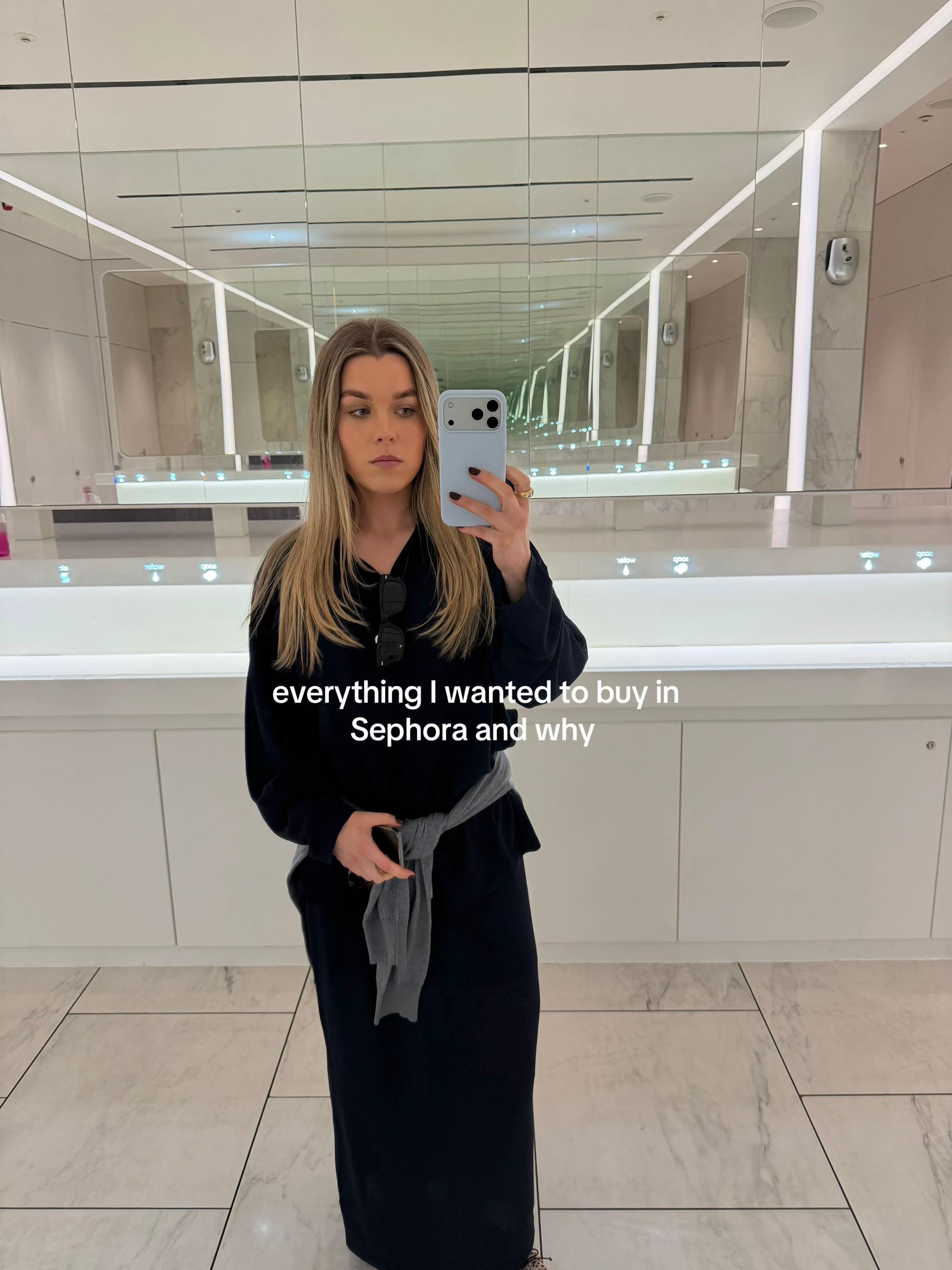 Post 6 by Gabs on TikTok (video)