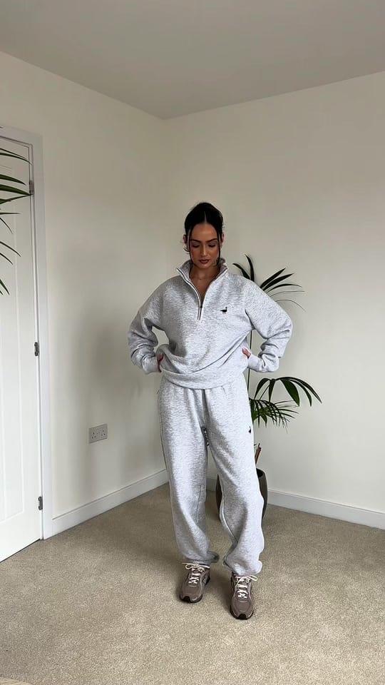 Post 2 by siannisefudge on TikTok (video)