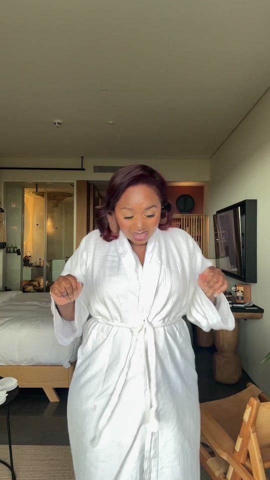 Post 1 by Tanaka on TikTok (video)