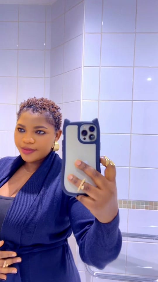 Post 7 by Niyot couture and fabrics on TikTok (video)