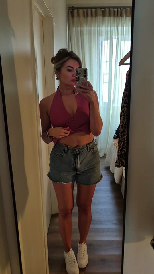 Post 2 by Ava on TikTok (video)