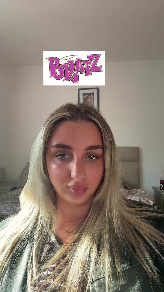 Post 2 by Olivia Carling on TikTok (video)