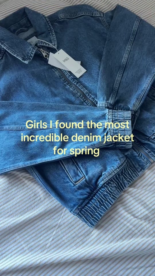 Post 8 by M A I S E Y on TikTok (video)