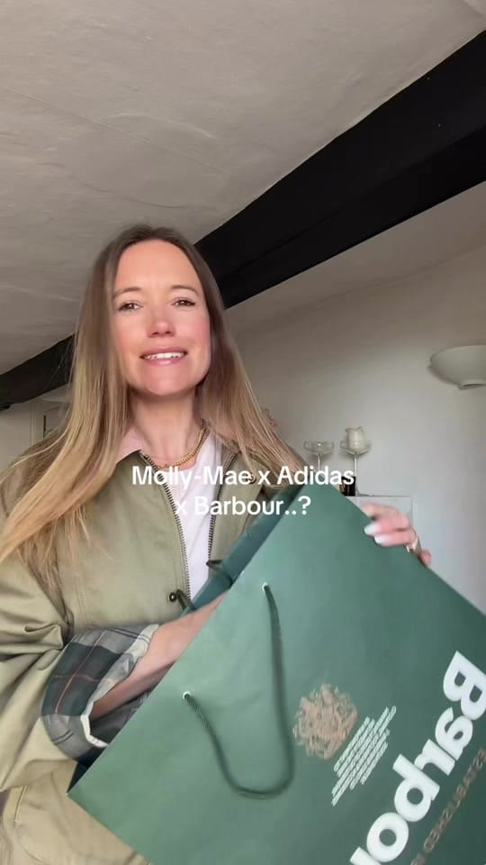 Post 5 by Polly Dunseath on TikTok (video)
