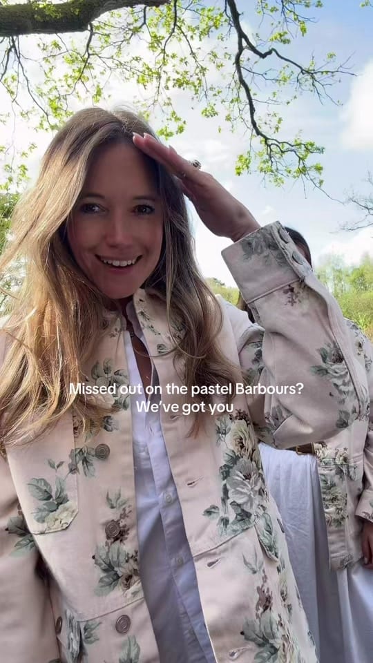 Post 2 by Polly Dunseath on TikTok (video)