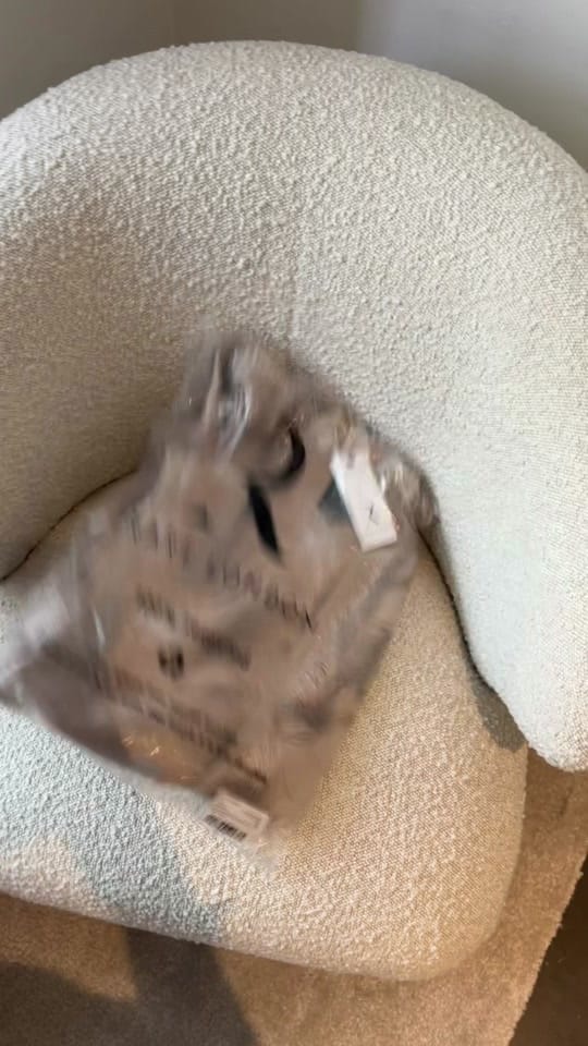 Post 10 by Polly Dunseath on TikTok (video)