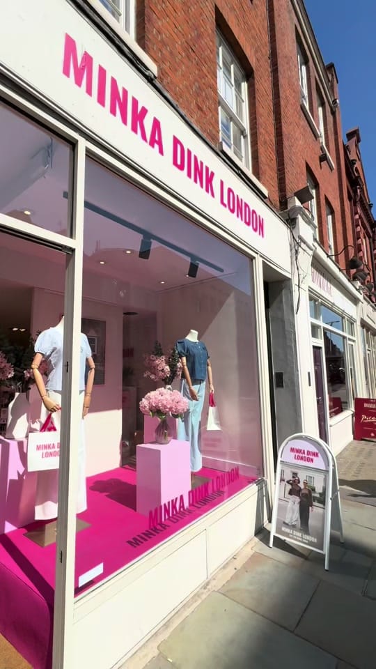 Post 5 by Minka Dink London on TikTok (video)