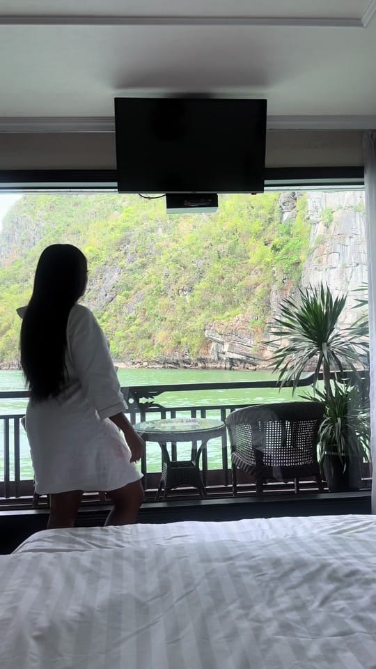 Post 7 by Rich Auntie Vibes on TikTok (video)