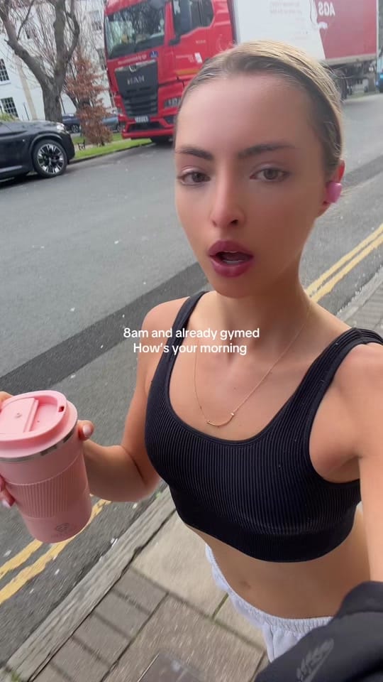 Post 1 by Lowri on TikTok (video)