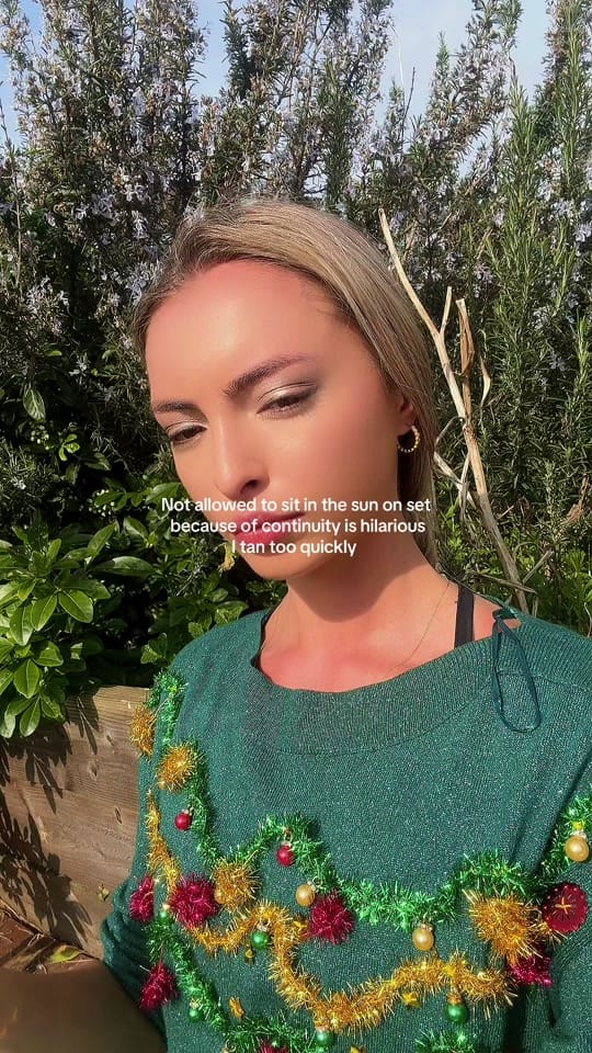 Post 6 by Lowri on TikTok (video)