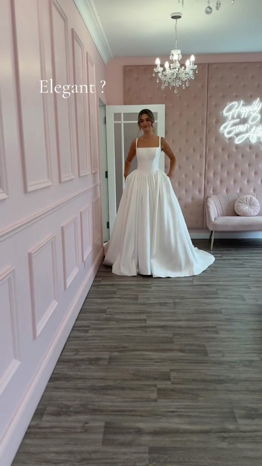 Post 10 by Pearls&Lace on TikTok (video)