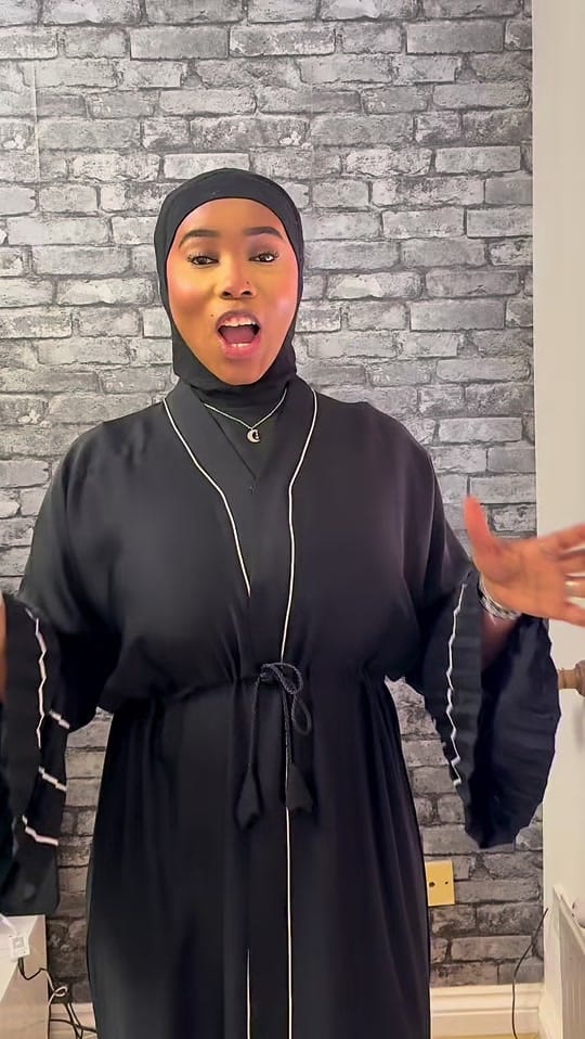 Post 3 by Mir.i.am ✨ on TikTok (video)