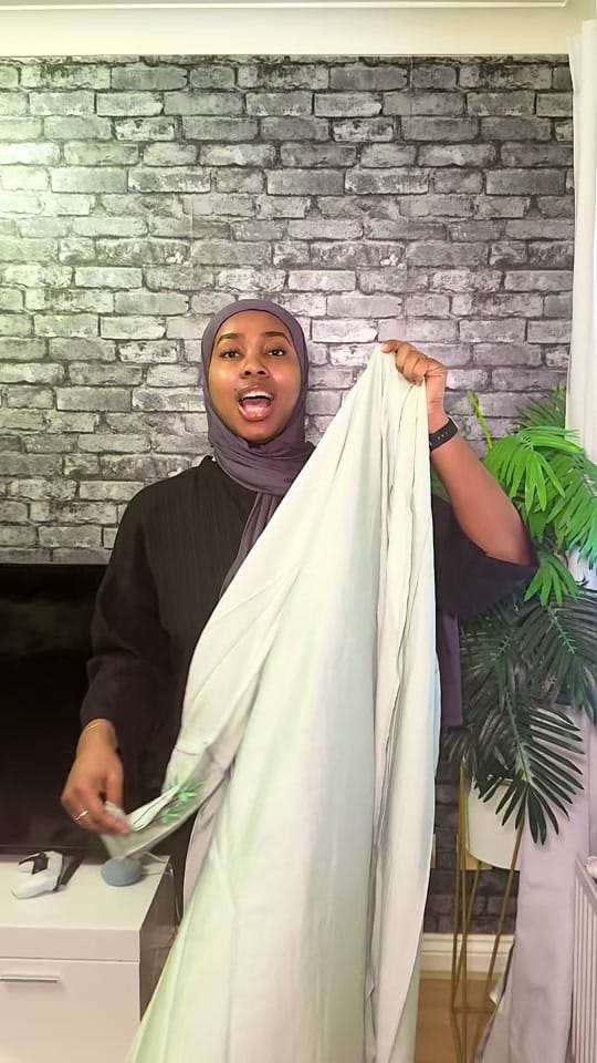 Post 2 by Mir.i.am ✨ on TikTok (video)