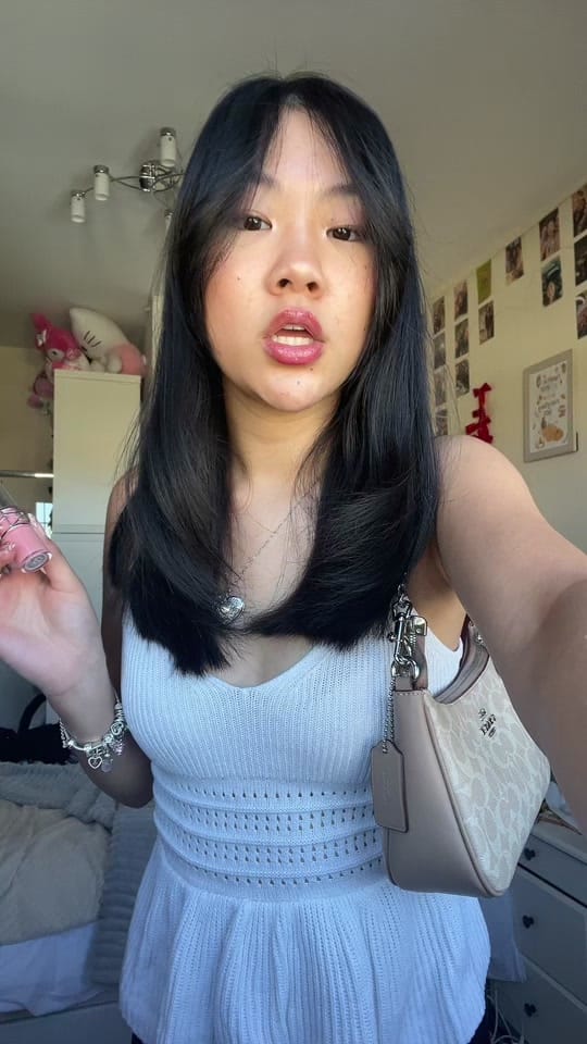 Post 4 by EmilyNg🎀 on TikTok (video)