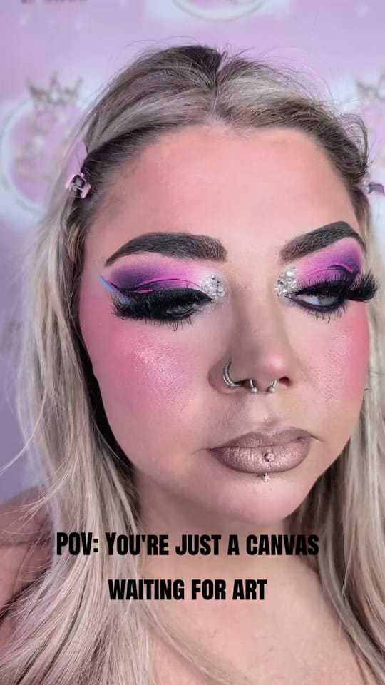 Post 1 by Drama Queen Lashes on TikTok (video)