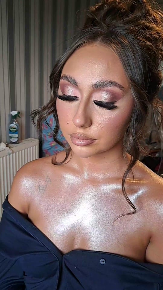Post 5 by Drama Queen Lashes on TikTok (video)