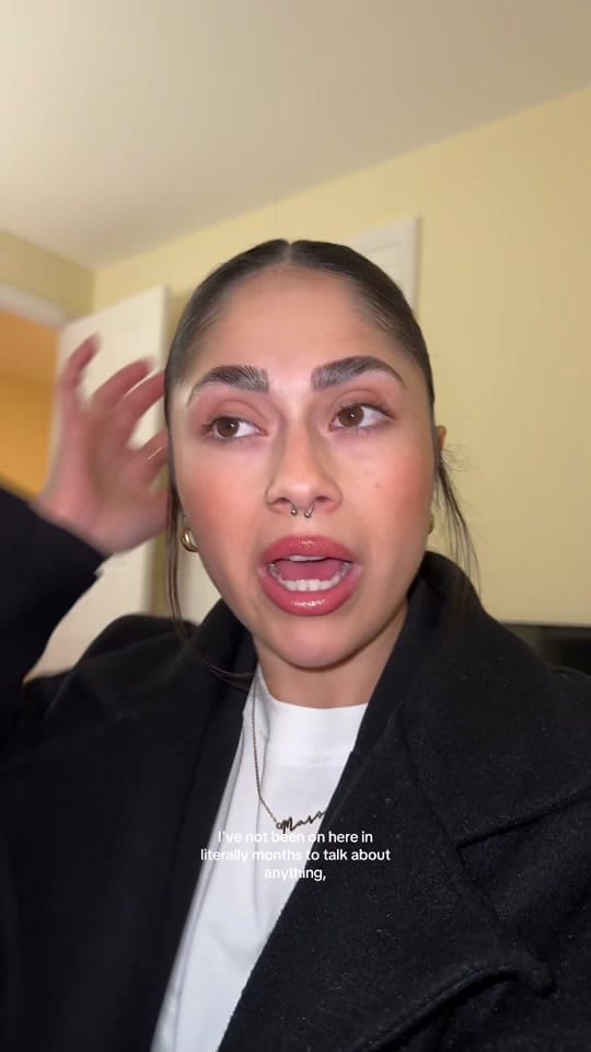 Post 3 by REBE🎀 on TikTok (video)