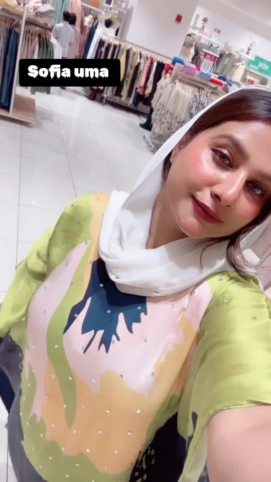 Post 8 by Sofia Uma 🍂🍁 on TikTok (video)