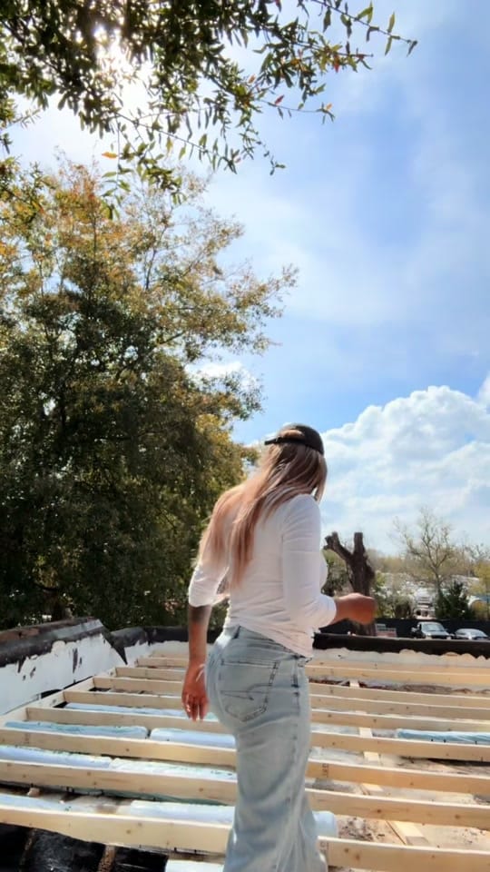 Post 2 by London Ferris on TikTok (video)