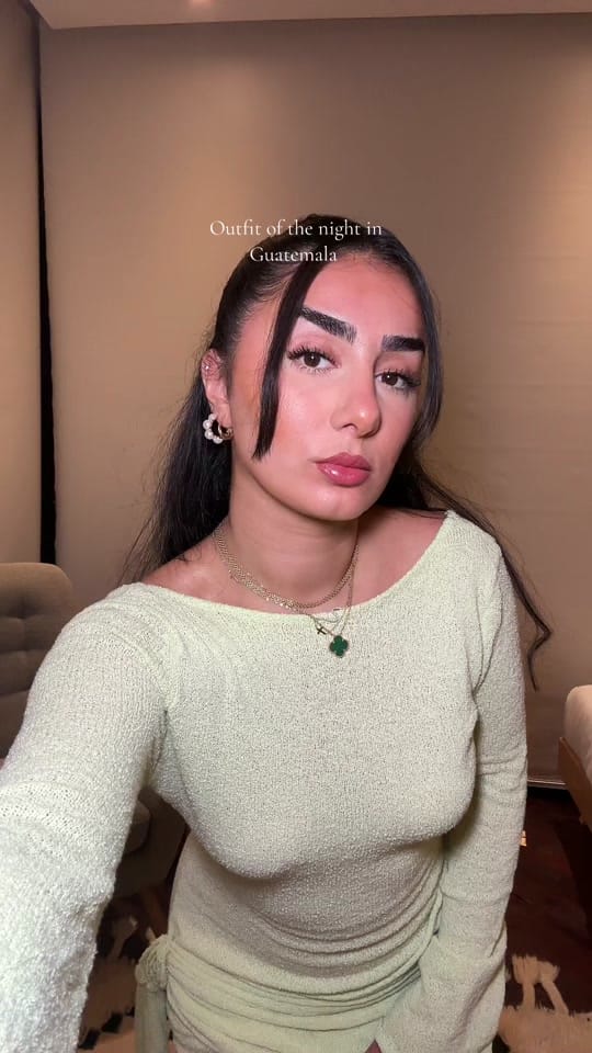 Post 7 by Gabrielaa0s on TikTok (video)