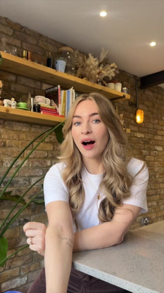 Post 3 by Katie Snooks on TikTok (video)