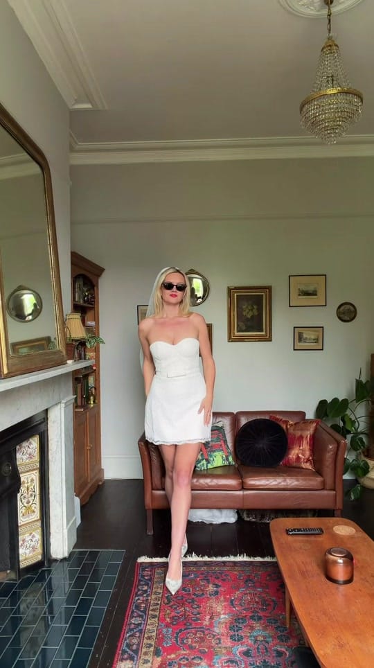 Post 1 by Lydia Jane Alice on TikTok (video)