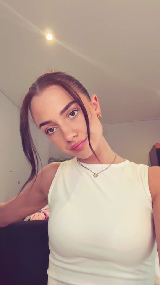 Post 1 by ems on TikTok (video)