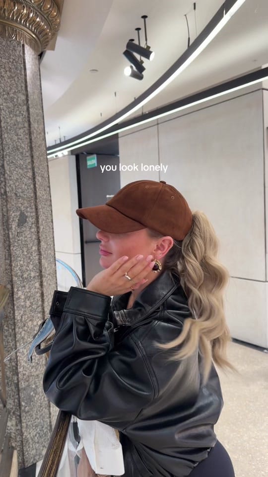 Post 6 by mia slater 🪽 on TikTok (video)
