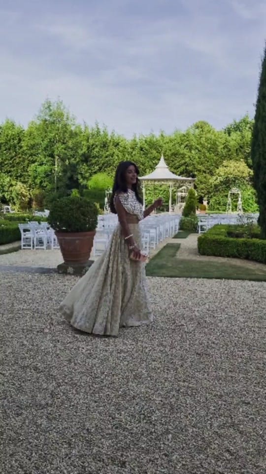 Post 10 by Shradha Radia on TikTok (video)