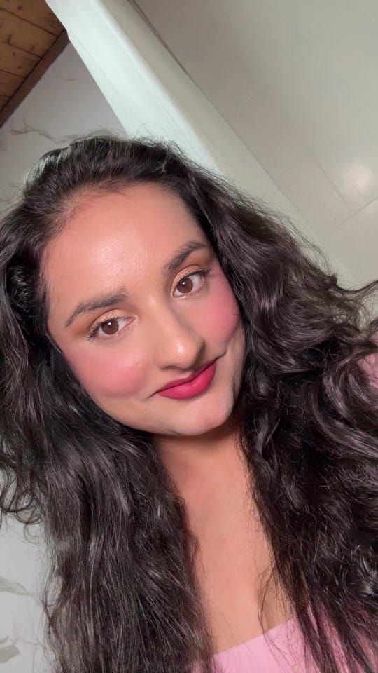 Post 4 by Mahnoor Khan on TikTok (video)