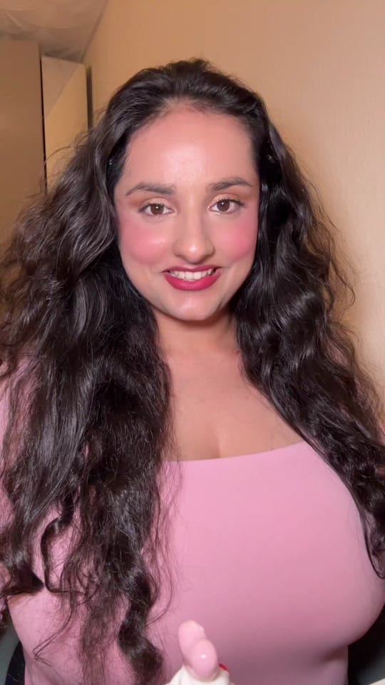 Post 5 by Mahnoor Khan on TikTok (video)