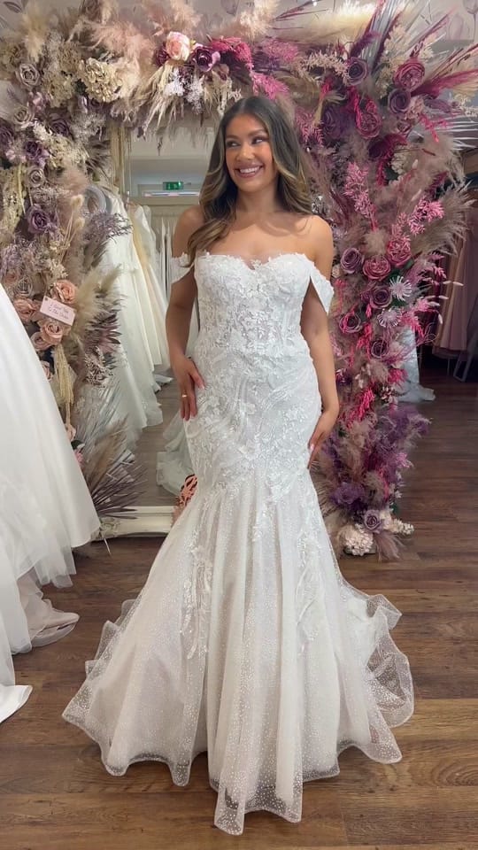 Post 6 by Divinity Bridal on TikTok (video)