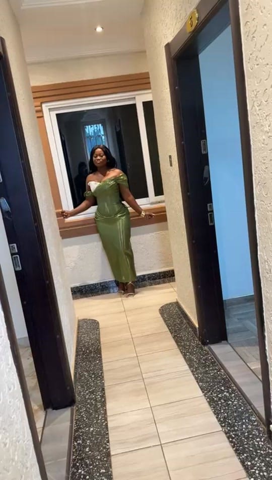 Post 2 by _VEILLIAN on TikTok (video)