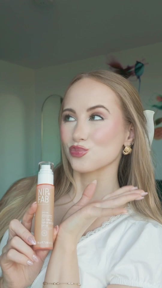 Post 7 by EMILEE LUCIA💋 on TikTok (video)