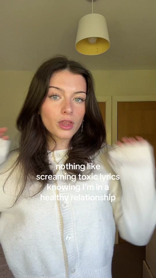 Post 3 by loz🧚🏼‍♀️ on TikTok (video)