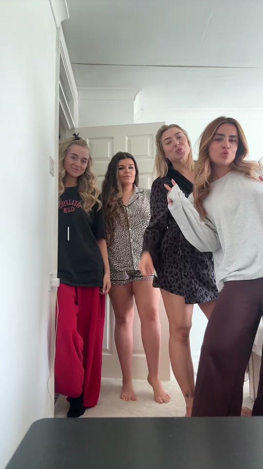 Post 6 by Leigh Woodz on TikTok (video)