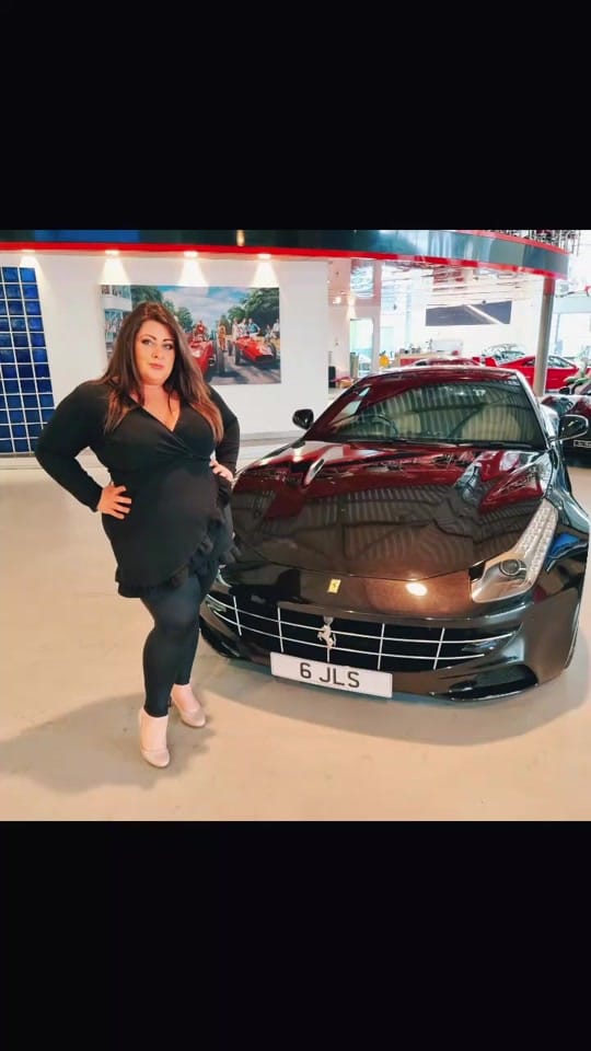 Post 9 by Curvy Mumma Fashion 💖 on TikTok (video)