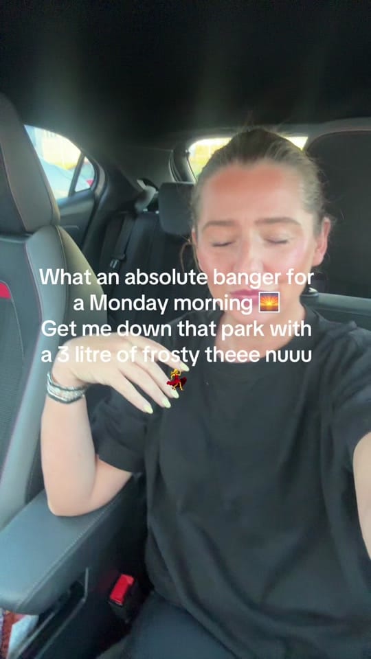Post 1 by Stephanie Tait 🤍 on TikTok (video)
