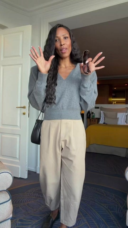 Post 7 by Sasha Exeter on TikTok (video)