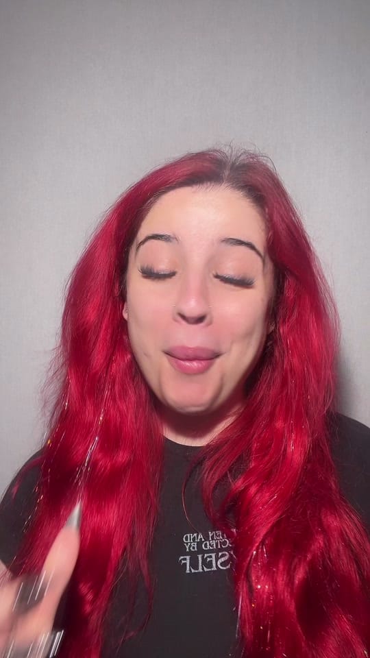 Post 5 by Claudia Robina on TikTok (video)